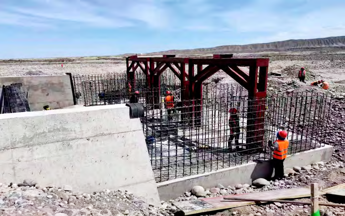 1、阿克陶縣庫山河老巴仁引水渠首除險加固工程